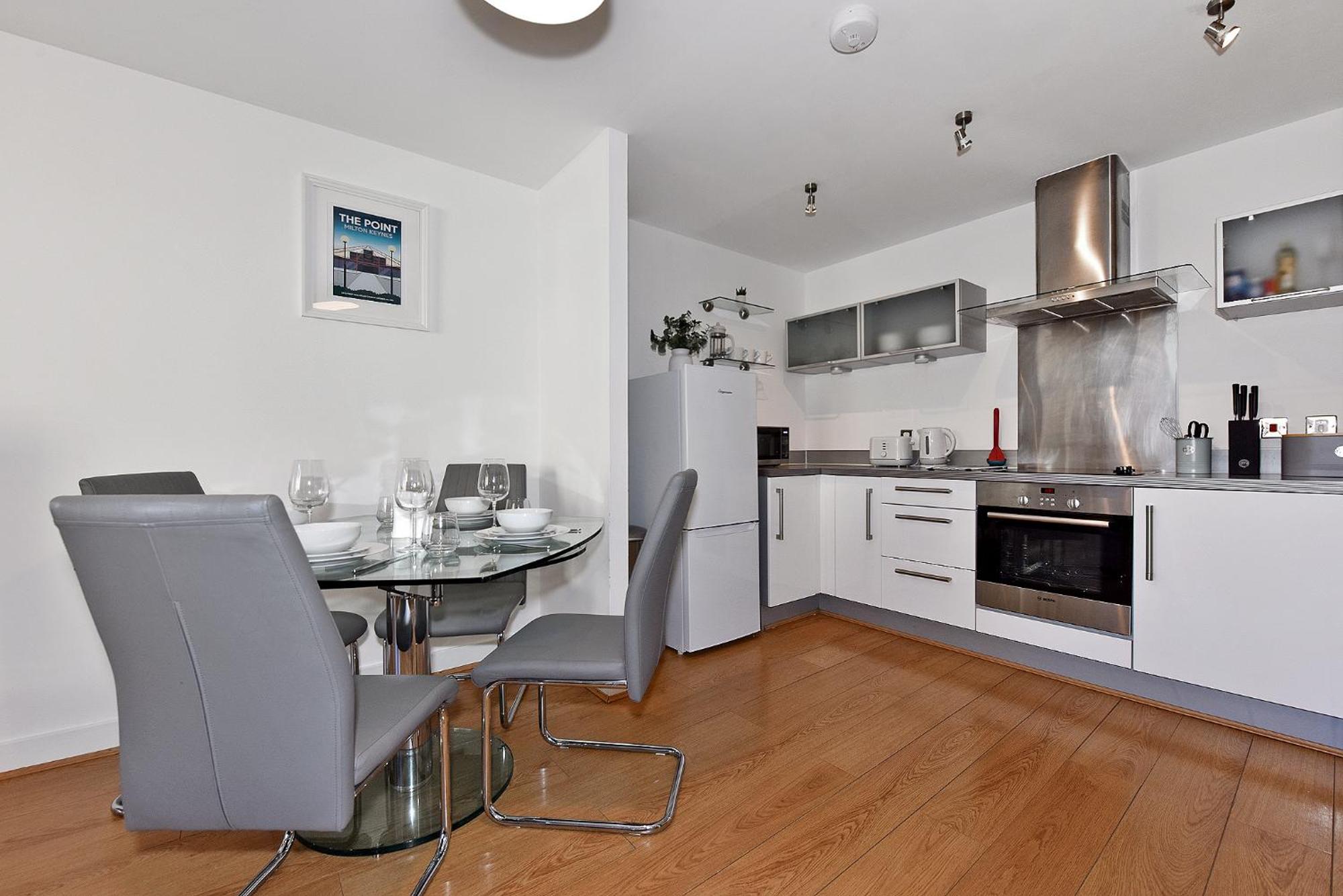 The Vizion Serviced Apartments From Pincott Properties - Free Parking, Private Balcony, And Wifi Milton Keynes Habitación foto