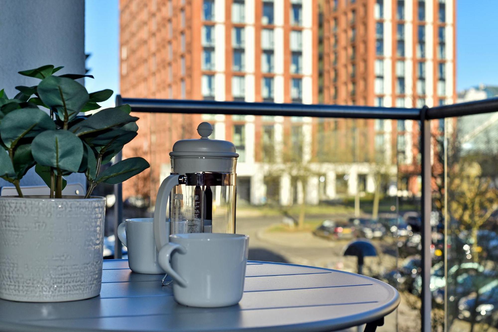 The Vizion Serviced Apartments From Pincott Properties - Free Parking, Private Balcony, And Wifi Milton Keynes Habitación foto